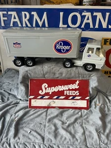 Vintage 1960's Clean Structo Kroger Semi Truck Pressed Steel - Picture 1 of 4