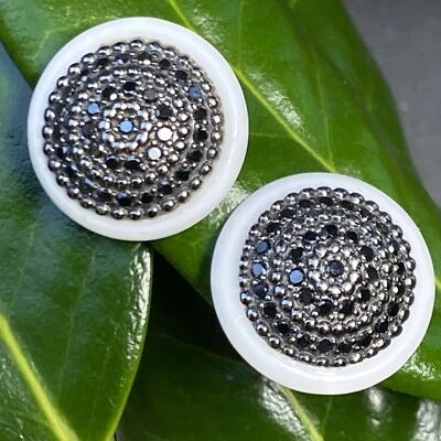 Vintage Fancy Black Diamond Earrings 18K Gold Estate Fine Jewelry Pre-Owned - Image 1 of 4