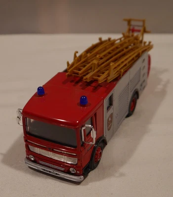 Corgi  1:50  AEC Escape Fire Engine "Nottingham City" ohne OVP - Bild 1 von 4