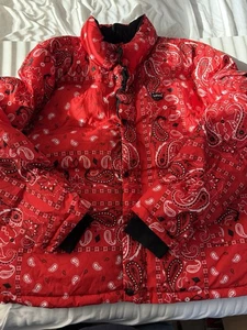 Levi's Red Bandana Paisley PrintPuffer Jacket - Picture 1 of 4