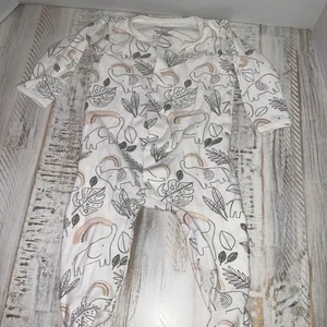 Magnetic Me 100% Bio Baumwolle Footie Pyjama Elefant Blumen 3-6 Monate Mädchen - Bild 1 von 5