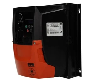 Convertidor de frecuencia Coser MCLTEB0015-5A3-1-40 nuevo 1 año de garantía - Imagen 1 de 1