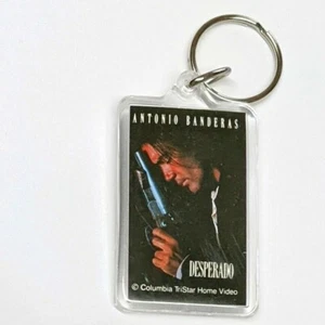 Portachiavi vintage 1996 Antonio Banderas Desperado Lucite  - Foto 1 di 5