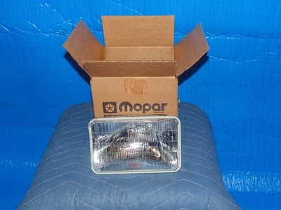 NOS 1987-1996 Dodge Dakota Sylvania Headlight Bulb Lamp Mopar #36001061 - Image 1 of 4