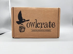 Owlcrate Magical Monthly Reads Box • Four Dead Queens Signed + Goodies - Picture 1 of 4