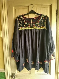 Ladies BNWOT JOE BROWNS Lightweight tunic size 20 - Picture 1 of 13
