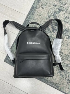 Balenciaga Logo Print Rucksack Tasche Mini | Schwarz | 100% Authentisch | Leder UVP 945£ - Bild 1 von 12
