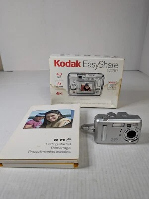 Kodak Easyshare CX7430 4 MP Digital Camera with 3x Optical Zoom *For Parts* - Image 1 of 4