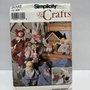 Muñeca artesanal Simplicity 8098 conejito oso cerdo cordero vaca peluche patrón *sin cortar - Imagen 1 de 3