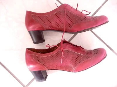 Vabeene Schnürschuhe, rot, Gr. 43, Lochmuster, Lori B Fuchsia, mit Karton - Bild 1 von 4