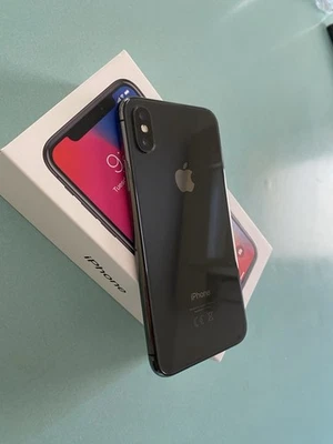 Apple iPhone X - 256GB - Grigio siderale (Sbloccato) - Batteria 79% - Immagine 1 di 4