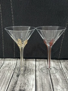 Set 2 bicchieri da Martini vintage soffiati a mano con dettagli iridescenti  - Foto 1 di 7