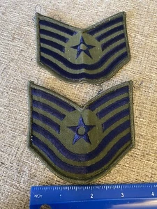 Par de parches de rango alistados de sargento técnico de la Fuerza Aérea de los Estados Unidos USAF INV15197 - Imagen 1 de 3