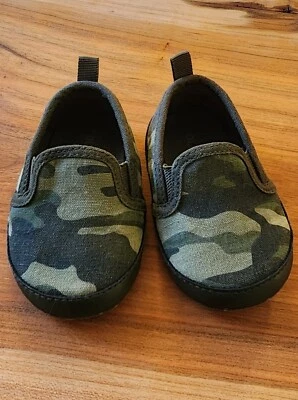 Old Navy Baby Boys Camo Slip On Shoes   3-6 Months - Image 1 of 4