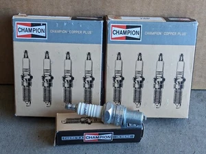 8x New CHAMPION Performance Driven Quality Copper Plus Spark Plug For Honda #N3C - Picture 1 of 7