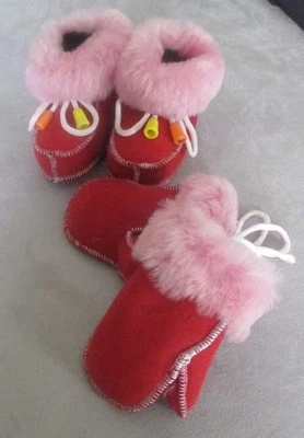 ПОДЛИННЫЙ НОВЫЙ РУЧНОЙ РАБОТЫ МЯГКИЙ ФРАНЦУЗСКИЙ ЯГНЕНОК BABY / МАЛЫШ БОТИНОК С ВАРЕЖКАМИ - Изображение 1 из 4