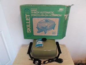 Vintage Montgomery Ward 11" Automatic Porcelain-On-Aluminum Skillet VWZ45633-83 - Picture 1 of 11