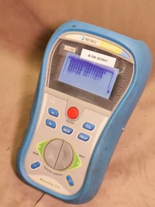 Metrel Mi 3242 MicroOhm 2A Low Resistance Ohmmeter - Picture 1 of 8