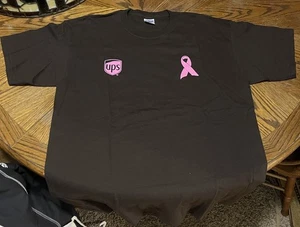 UPS Brown Goes Pink Large Tshirt - Breast Cancer Awareness - gebraucht top Zustand - Bild 1 von 6