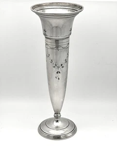 13" American Sterling Silver Trumpet Vase. Engraved Flowers. No Monogram. - Picture 1 of 10