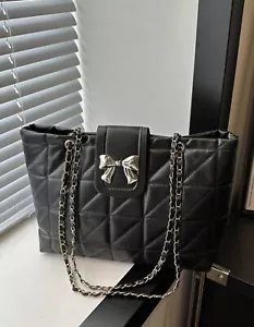 Fashionable Solid Color Elegant Stitching Zipper Chain Shoulder Bag - Picture 1 of 7