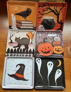 HALLOWEEN MELAMINE PLATES SET OF 6 CUPCAKES AND CASHMERE - Picture 1 of 4