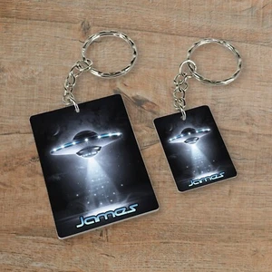 Personalisierter Schlüsselanhänger / Keychain UFO Alien mit Namen Geschenkidee - Bild 1 von 5