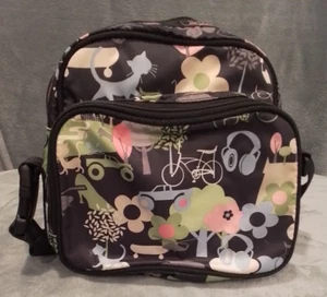 LeSportsac Umhängetasche Schultertasche Baum Fahrrad Kopfhörer Autos Schnalle schwarz pink - Bild 1 von 15