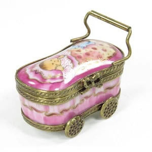 Limoges France Porzellan Pillendose Schmuckdose Baby Buggy erster Zahn (handbemalt!) - Bild 1 von 11