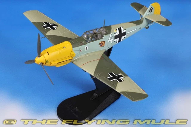 Hobby Master 1:48 Bf 109E Luftwaffe 4/JG 26 Schlageter Horst Perez White 4 - Image 1 of 4