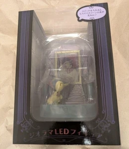 Pokemon Center Original Diorama LED Figur Halloween Geist Chateau Cyndaquil - Bild 1 von 9