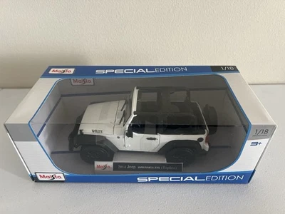 Maisto 1:18 Jeep Wrangler Willys 2014 Topless White Diecast - Image 1 of 4