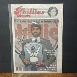 Periódico autografiado Steve Bedrosian Phillies Report, portada Cy Young 21/01/1988 - Imagen 1 de 4
