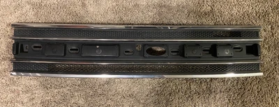 Grelha de ventilação superior Ford Flex 2013-2019 - Imagem 1 de 4