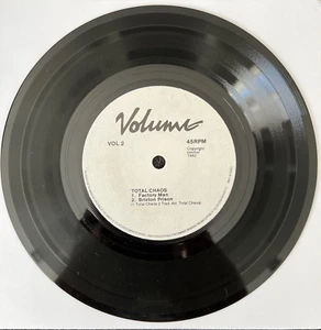 Total Chaos – Factory Man 4 Track 7'' Vinyl 1982 PLAY TESTED EX PUNK VIDEO CLIP - Picture 1 of 4