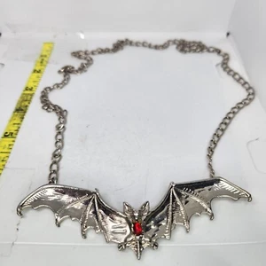 Large Gothic Vampire Bat Necklace 5" Wide Pewter Pendant Alchemy Silver Tone - Picture 1 of 5