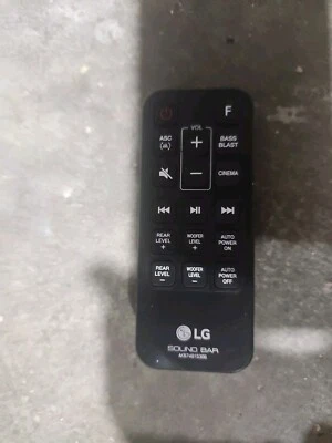 Mando a distancia para barra de sonido LG Foto 1 de 3
