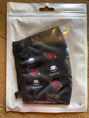 2020 Arizona Cardinals Face Mask - Season Ticket Member Exclusive - New In Bag Cover