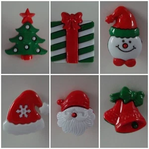 Christmas Buttons - Various Designs - Pack of 5 - Picture 1 of 13