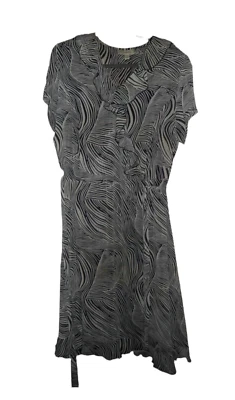 Dress Barn Navy & Wht Tropical Pattern Short Sleeve Summer Vacation Dress Sz 18 - Image 1 of 4