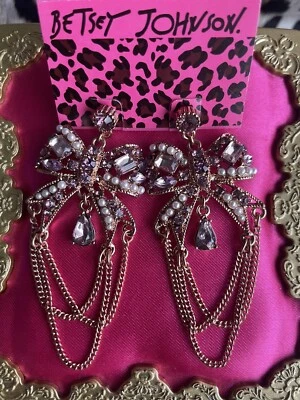 Pendientes Betsey Johnson Colgantes Corazones Boost Oro Rosa Arco Perla Lavanda RARO Foto 1 de 2