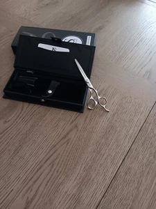 Professional Hair Cutting Shears Japanese 440C Barber Hairdressing Scissors 5.7" - Picture 1 of 5