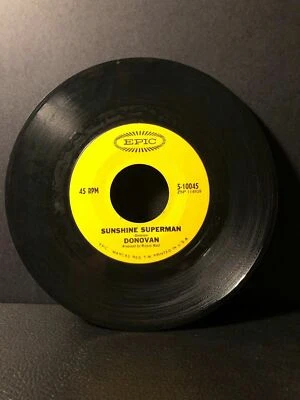 Donovan SUNSHINE SUPERMAN (45RPM 7” Single) Epic (J191) - Image 1 of 3