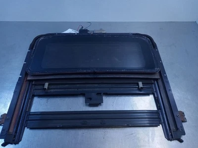 95-98 NISSAN 240SX S14 COMPLETE SUNROOF ASSEMBLY - Image 1 of 4