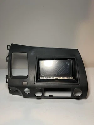 Pioneer AVIC-Z2 CD DVD Navigation 7.0". Reads Before Purchase - Image 1 of 4