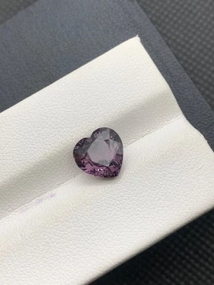 spinel heart shape 3 CT - Image 1 of 4