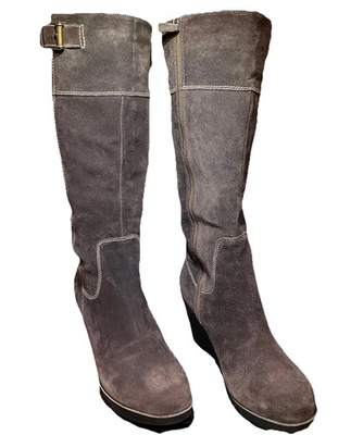 Botas Cole Haan NikeAir altura do joelho anabela marrom camurça sintética feminina 10,5 B - Imagem 1 de 4