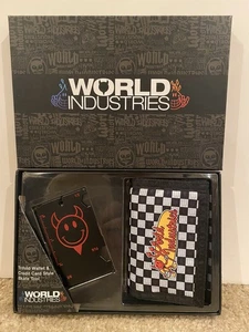 World Industries Trifold Wallet & Credit Card Style Skate Tool New In Box Devil - Picture 1 of 1