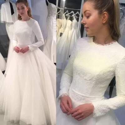 Muslim Wedding Dresses With Long Sleeves Lace Appliques Scoop Neck Bridal Gowns - Image 1 of 4