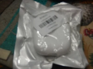 Silikon Case Cover Schutzhülle Gummi für Apple Air Pod Ladecase weiß - Bild 1 von 4